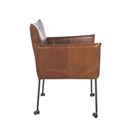 Nr. 52 / Stuhl mit Armteil auf Rollen / in Leder / ab 989 €